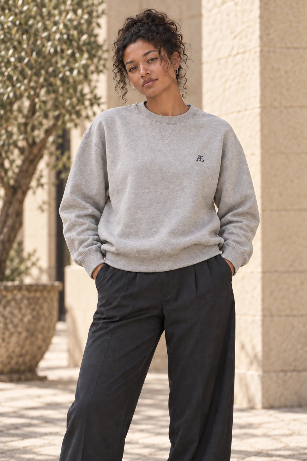 Æ Crew on a model